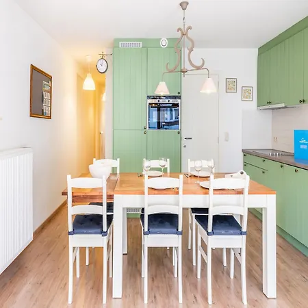 In Belgium Near The Sea, Cleaning Included Apartmán